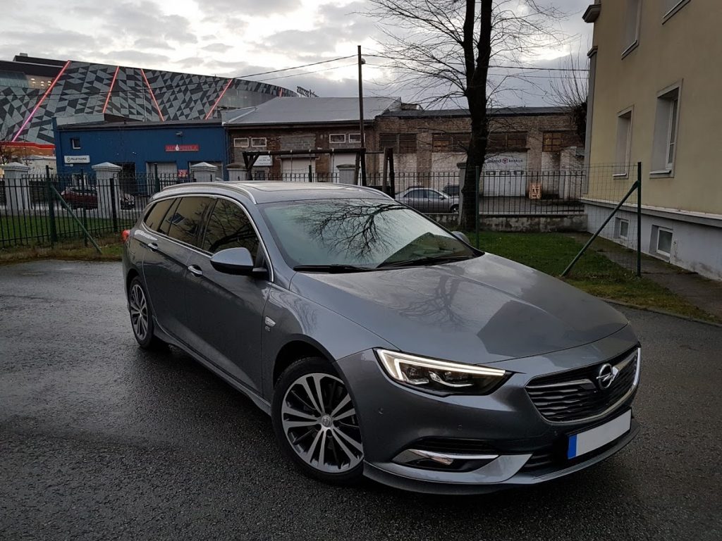 4513 km pitkä postaus Euroopan halki autolla, Opel Insignia OPC 2018