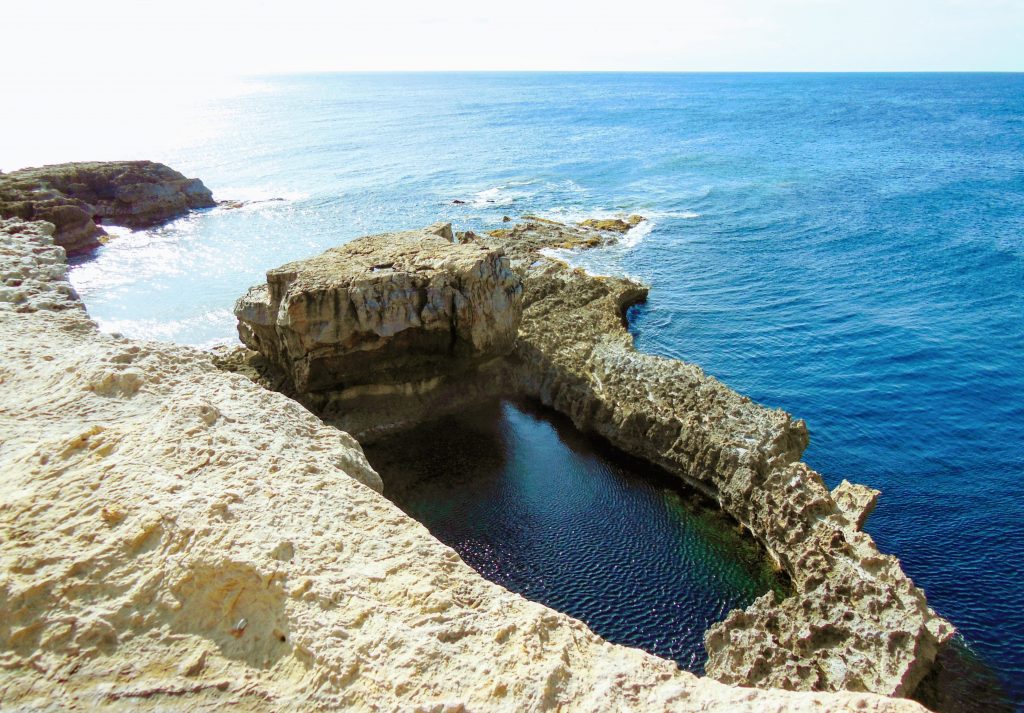 Viikonloppu Gozolla, Dwejra Bay, San Lawrenz, Gozo