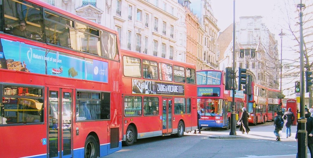 Lontoon busseja

