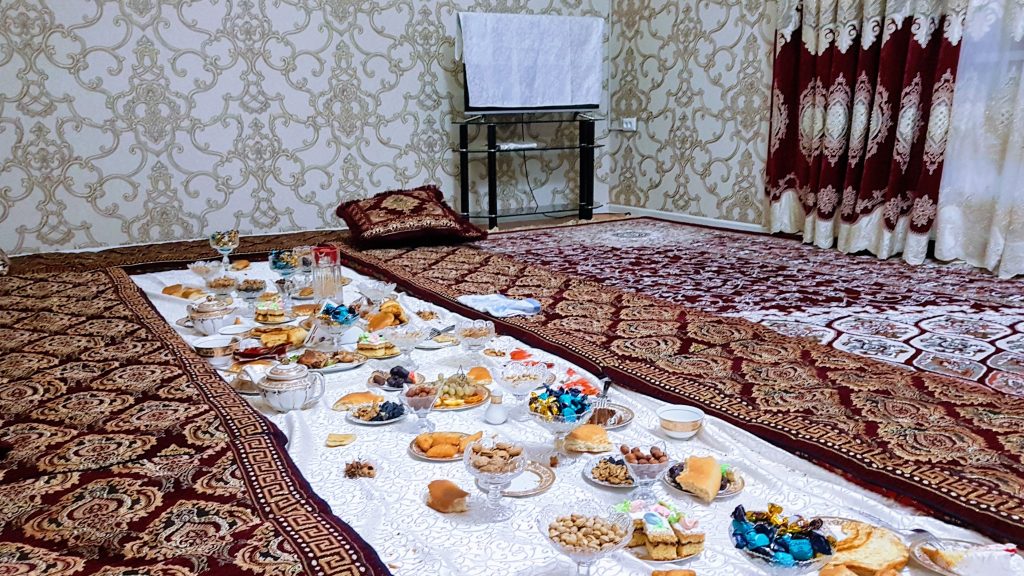 Perinteinen Uzbekkilainen pöytä