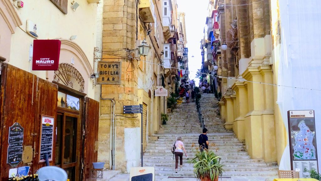 Matkavinkkejä Maltalle - Triq Sant' Orsla, Valletta