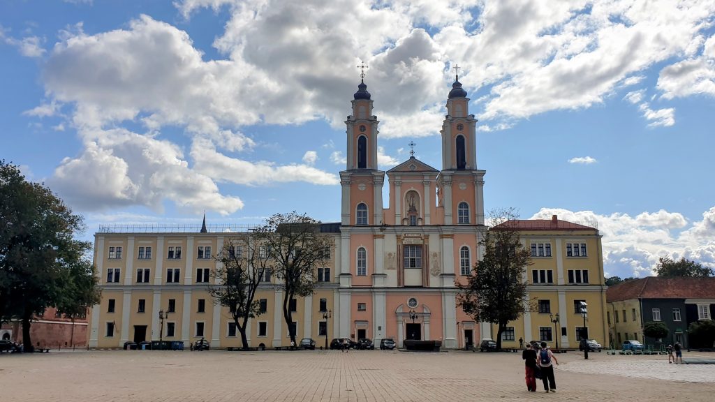 Vieraanvarainen Kaunas - Kauno Šv. Jurgio Kankinio (pranciškonų) bažnyčia