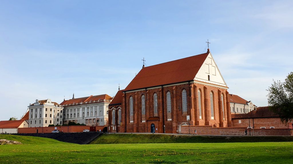 Vieraanvarainen Kaunas - Kauno Šv. Jurgio Kankinio (pranciškonų) bažnyčia
