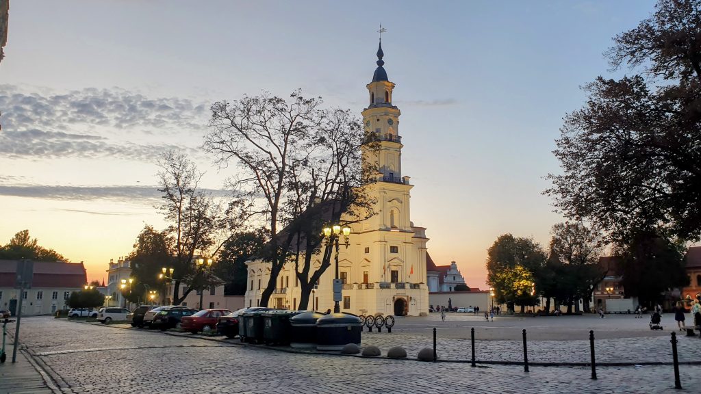 Raatihuoneen aukio, Vanhakaupunki Kaunas