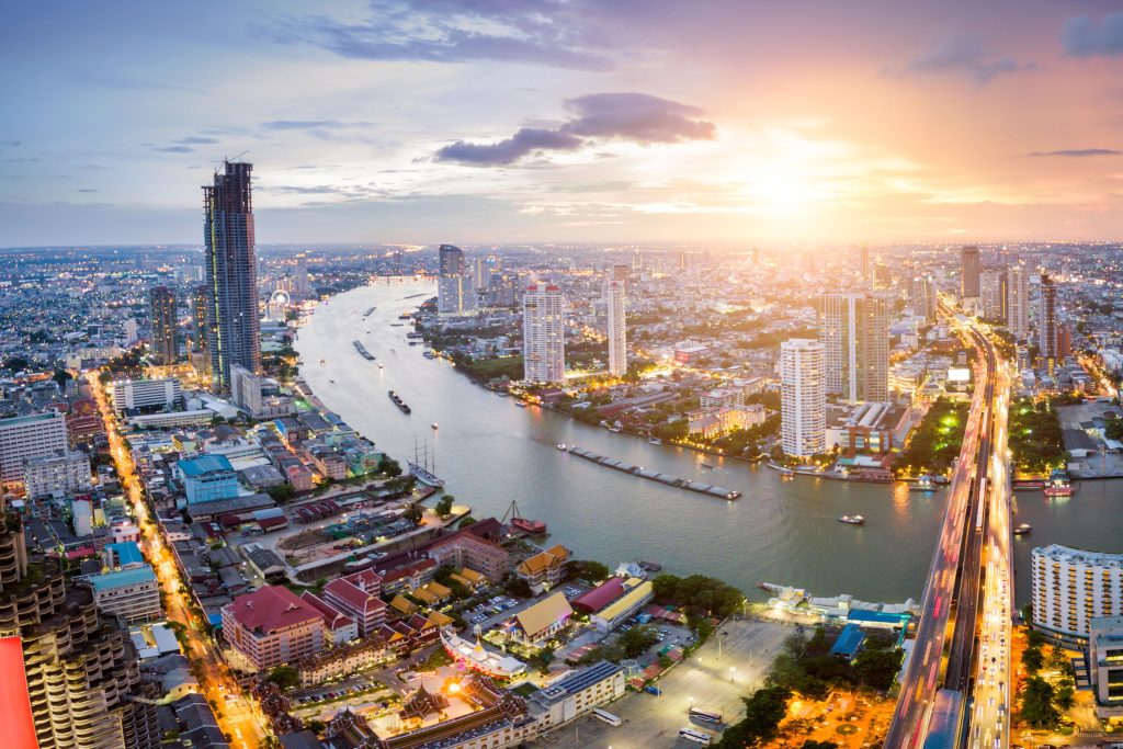 Yhteistyössä Hellotickets.fi -  Bangkok skyline 